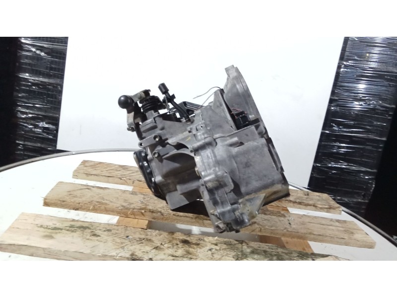 Recambio de caja cambios para opel agila a (h00) 1.0 12v (f68) referencia OEM IAM  5v 