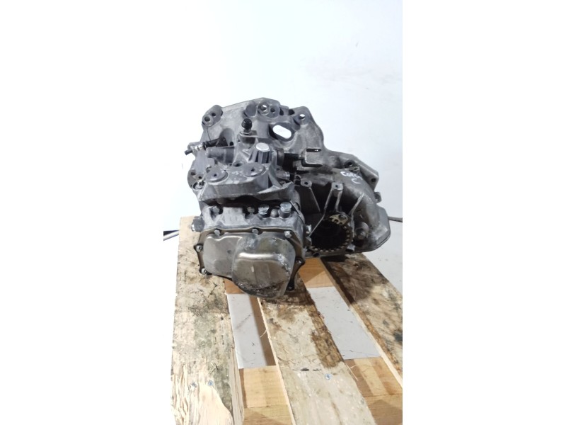 Recambio de caja cambios para opel corsa c (x01) 1.3 cdti (f08, f68) referencia OEM IAM F17W355 5v A258551