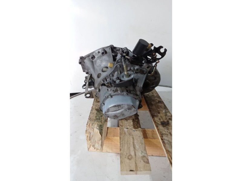 Recambio de caja cambios para peugeot expert furgoneta (222) 1.9 d 70 referencia OEM IAM 20DL22 5v 0445496A
