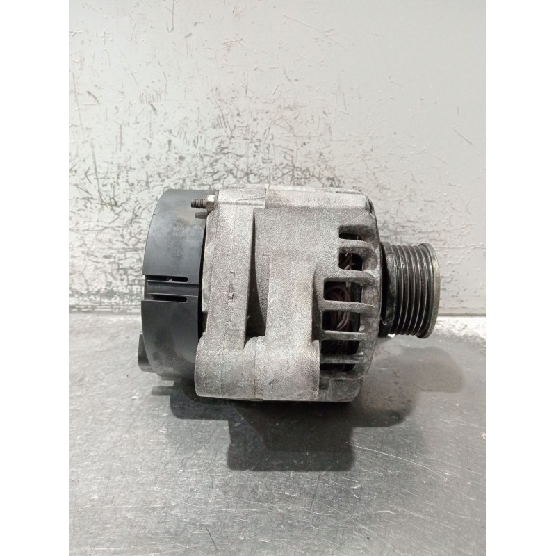 Recambio de alternador para opel zafira / zafira family b (a05) 1.9 cdti (m75) referencia OEM IAM 93169028 0986048793 105A