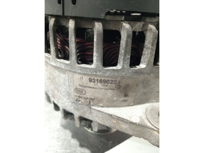Recambio de alternador para opel zafira / zafira family b (a05) 1.9 cdti (m75) referencia OEM IAM 93169028 0986048793 105A