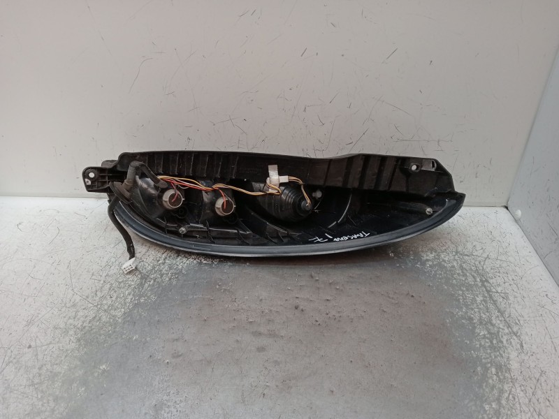 Recambio de piloto trasero izquierdo para citroën c-zero referencia OEM IAM   