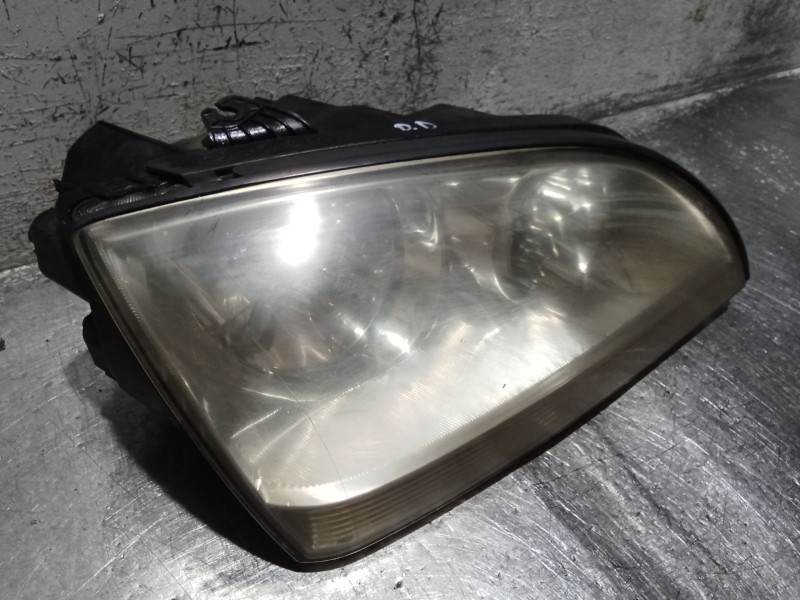 Recambio de faro derecho para kia sorento i (jc) 2.5 crdi referencia OEM IAM   