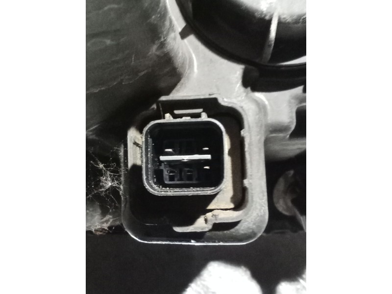 Recambio de faro izquierdo para kia sorento i (jc) 2.5 crdi referencia OEM IAM   