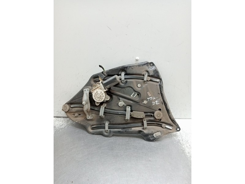 Recambio de elevalunas trasero derecho para mercedes-benz clk (c209) clk 270 cdi (209.316) referencia OEM IAM   