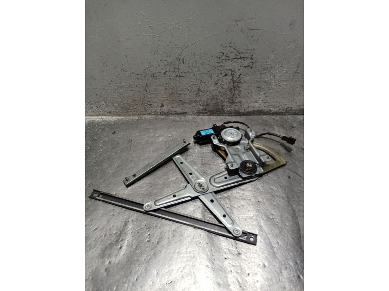 Recambio de elevalunas trasero izquierdo para kia sorento i (jc) 2.5 crdi referencia OEM IAM XH602PA 5P 