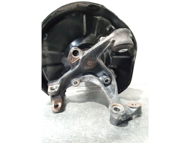 Recambio de mangueta trasera izquierda para audi a4 b6 (8e2) 2.0 referencia OEM IAM 8E0615611J  