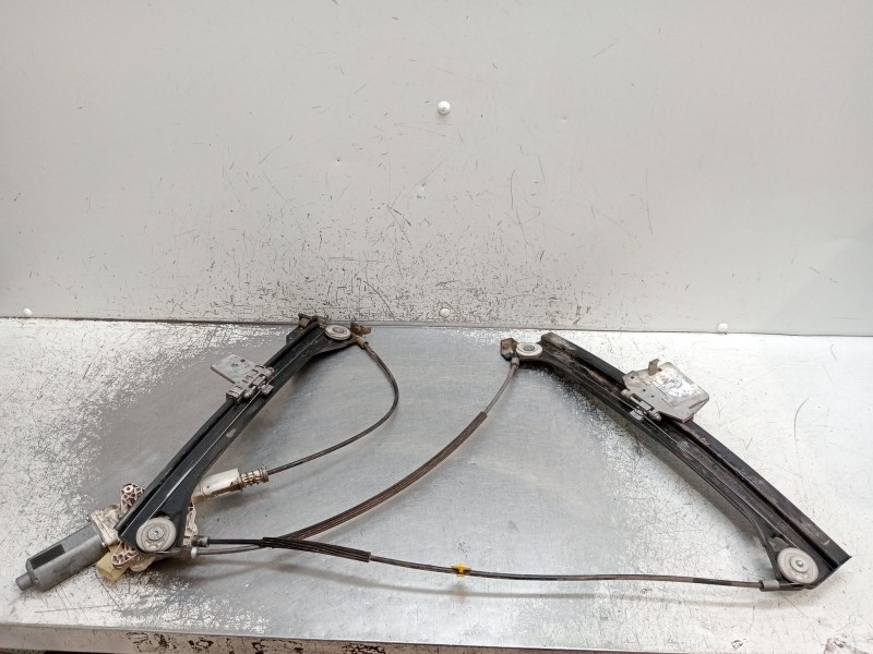 Recambio de elevalunas delantero derecho para mercedes-benz clk (c209) clk 270 cdi (209.316) referencia OEM IAM 0130821920  