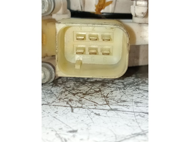 Recambio de elevalunas delantero derecho para mercedes-benz clk (c209) clk 270 cdi (209.316) referencia OEM IAM 0130821920  