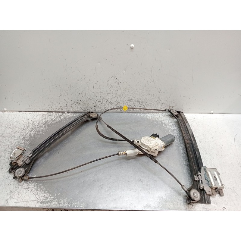 Recambio de elevalunas delantero izquierdo para mercedes-benz clk (c209) clk 270 cdi (209.316) referencia OEM IAM 0130821921  