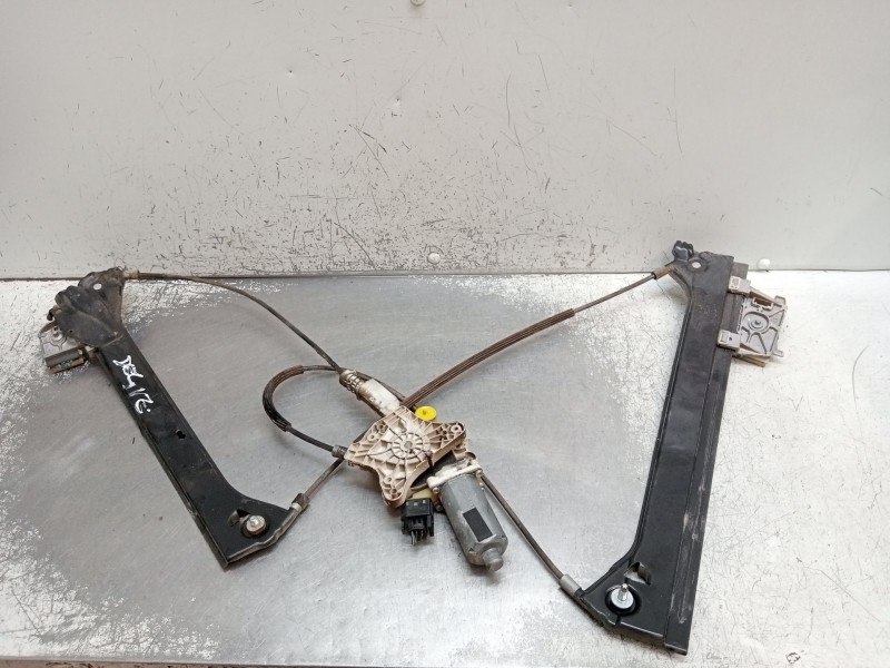 Recambio de elevalunas delantero izquierdo para mercedes-benz clk (c209) clk 270 cdi (209.316) referencia OEM IAM 0130821921  