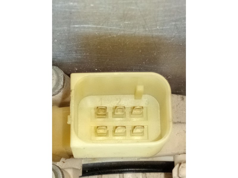 Recambio de elevalunas delantero izquierdo para mercedes-benz clk (c209) clk 270 cdi (209.316) referencia OEM IAM 0130821921  