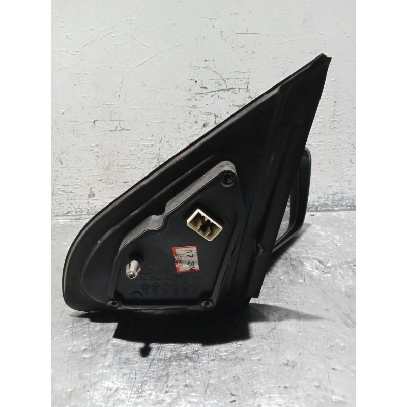 Recambio de retrovisor derecho para kia sorento i (jc) 2.5 crdi referencia OEM IAM ELECTRICO 1 CLAVIJA CON 7 PINES 