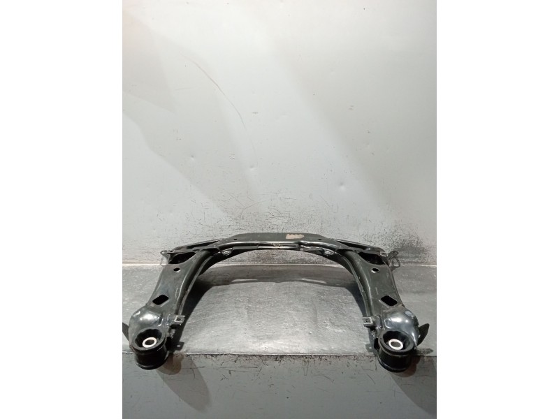 Recambio de puente delantero para audi a4 b6 (8e2) 2.0 referencia OEM IAM CUNA  