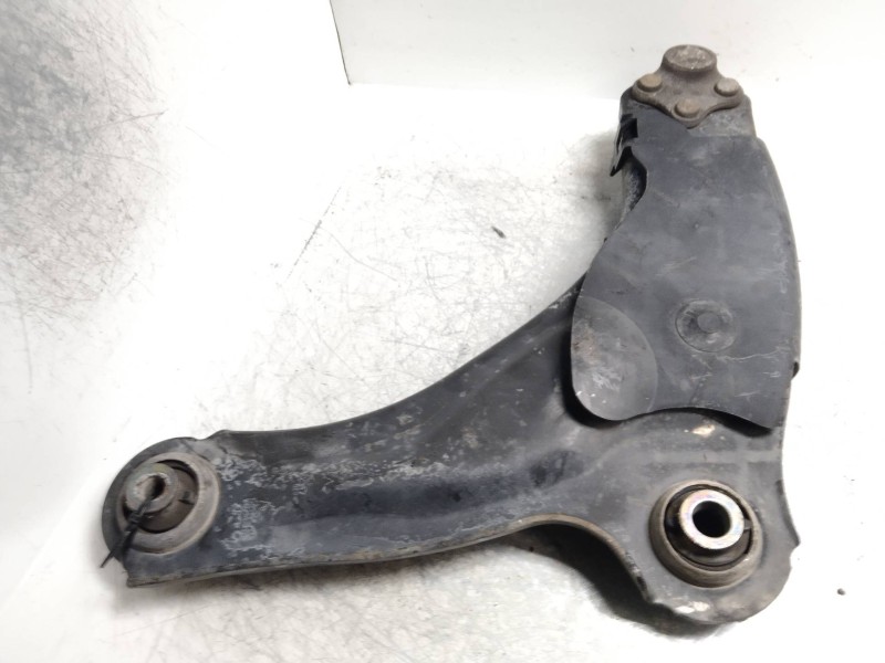 Recambio de brazo suspension inferior delantero izquierdo para renault laguna ii (bg0) confort expression referencia OEM IAM   