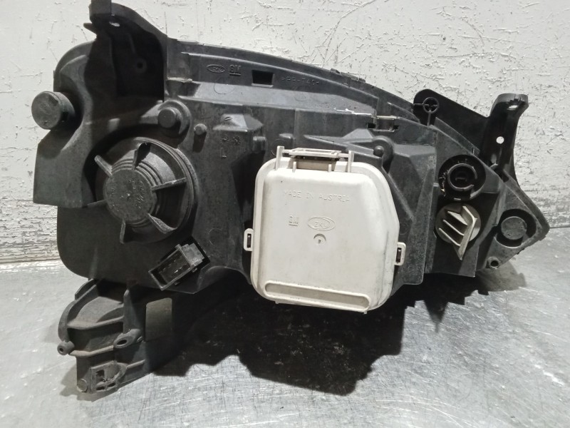 Recambio de faro izquierdo para opel corsa c (x01) 1.3 cdti (f08, f68) referencia OEM IAM 13100535 0096726 LUPA