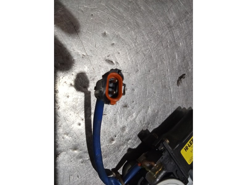 Recambio de elevalunas delantero derecho para kia sorento i (jc) 2.5 crdi referencia OEM IAM 5P 824603E000 