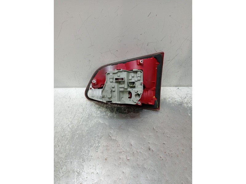 Recambio de piloto trasero izquierdo interior para volkswagen sharan (7n1, 7n2) 2.0 tdi referencia OEM IAM 7N0945093F 89504966 