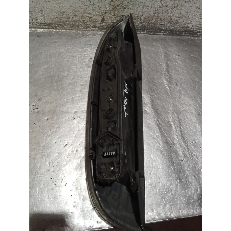 Recambio de piloto trasero derecho para opel corsa c (x01) 1.3 cdti (f08, f68) referencia OEM IAM   