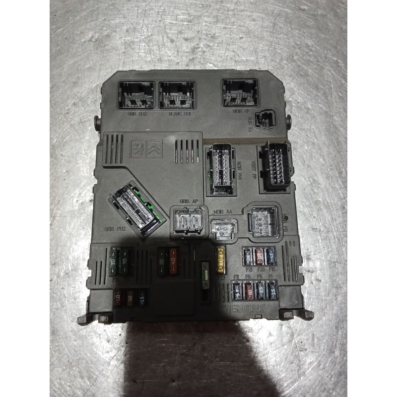 Recambio de caja reles / fusibles para peugeot 206 hatchback (2a/c) 2.0 hdi 90 referencia OEM IAM 9652474780 S118085220 