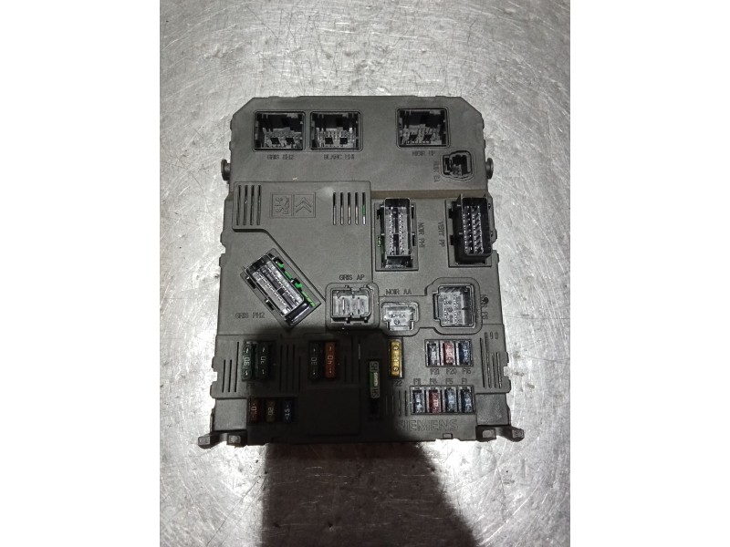 Recambio de caja reles / fusibles para peugeot 206 hatchback (2a/c) 2.0 hdi 90 referencia OEM IAM 9652474780 S118085220 