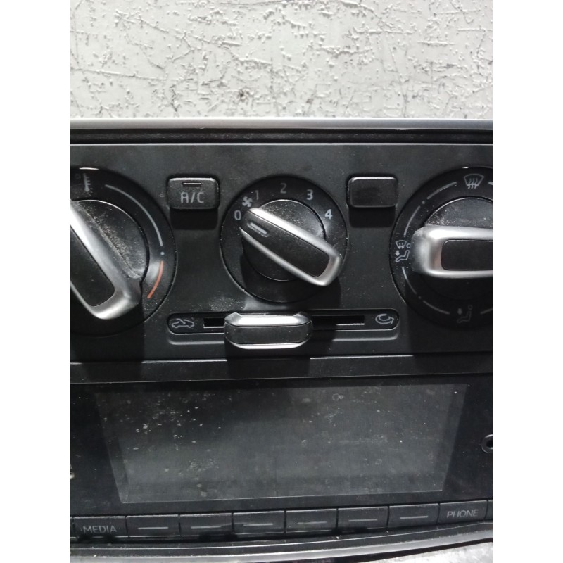Recambio de mando calefaccion / aire acondicionado para skoda citigo (nf1) 1.0 referencia OEM IAM 1ST820045N RADIO CON MANDOS DE