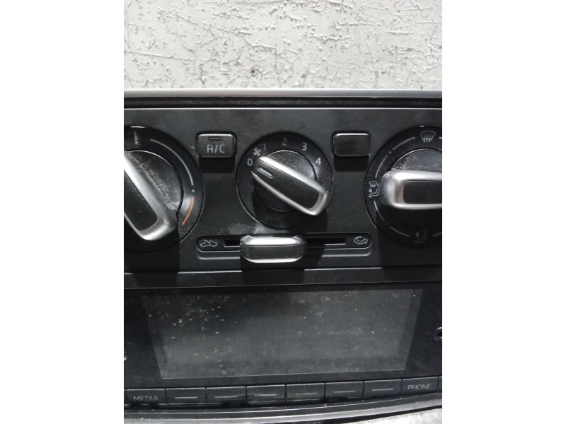 Recambio de mando calefaccion / aire acondicionado para skoda citigo (nf1) 1.0 referencia OEM IAM 1ST820045N RADIO CON MANDOS DE