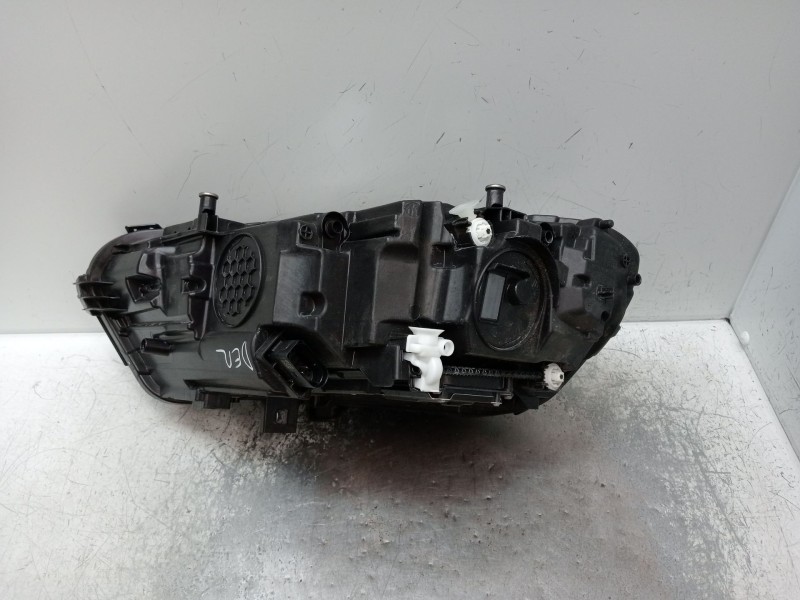 Recambio de faro derecho para mercedes-benz cla shooting brake (x118) cla 200 d (118.612) referencia OEM IAM A1189068601  