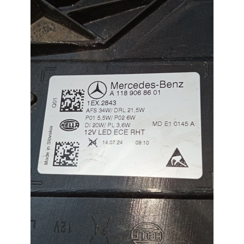 Recambio de faro derecho para mercedes-benz cla shooting brake (x118) cla 200 d (118.612) referencia OEM IAM A1189068601  
