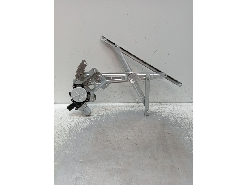 Recambio de elevalunas delantero izquierdo para citroën c-zero referencia OEM IAM 5713A069 5P 
