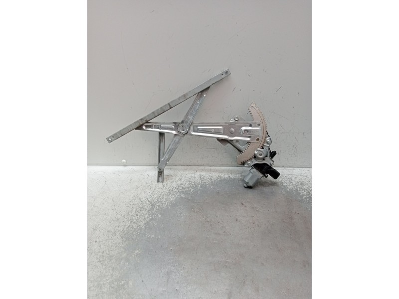 Recambio de elevalunas delantero izquierdo para citroën c-zero referencia OEM IAM 5713A069 5P 