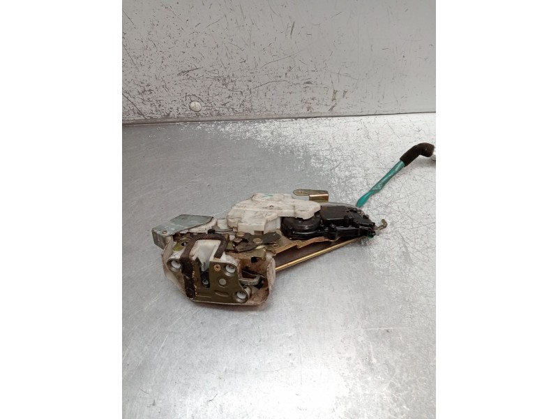 Recambio de motor cierre centralizado trasero izquierdo para opel agila a (h00) 1.0 12v (f68) referencia OEM IAM   