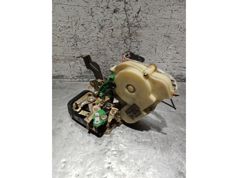 Recambio de motor cierre centralizado delantero derecho para kia sorento i (jc) 2.5 crdi referencia OEM IAM 5P  