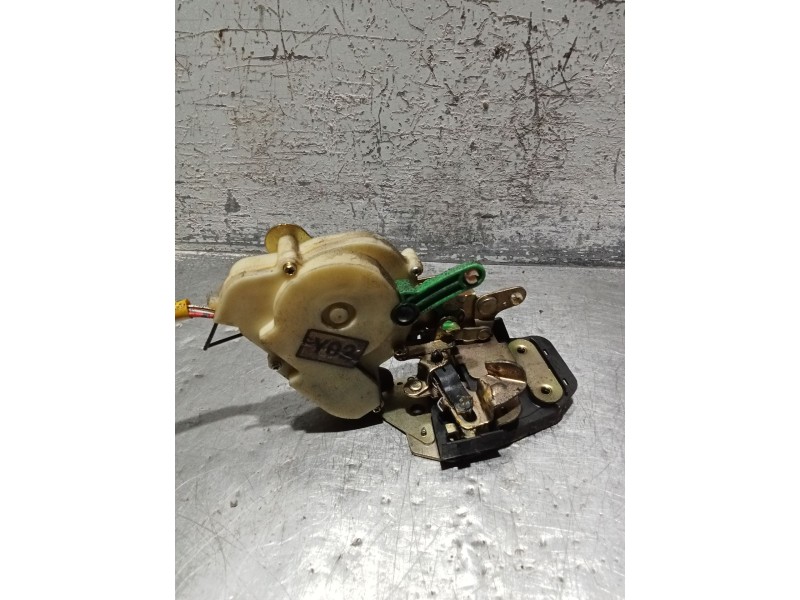 Recambio de motor cierre centralizado trasero izquierdo para kia sorento i (jc) 2.5 crdi referencia OEM IAM 5P  