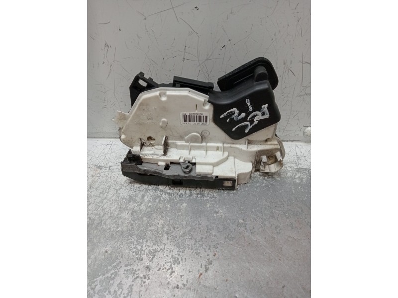 Recambio de motor cierre centralizado delantero izquierdo para volkswagen sharan (7n1, 7n2) 2.0 tdi referencia OEM IAM 5K1837015