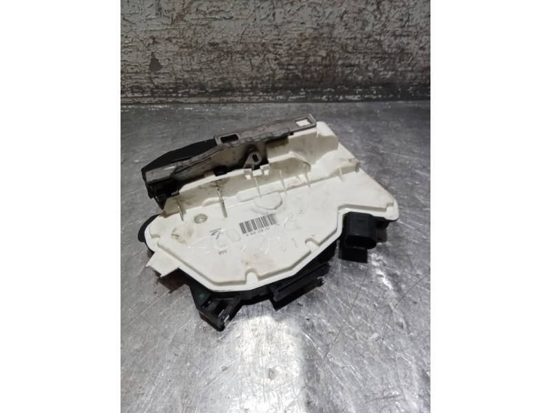 Recambio de motor cierre centralizado delantero derecho para skoda citigo (nf1) 1.0 referencia OEM IAM 1S1837016M 5P 