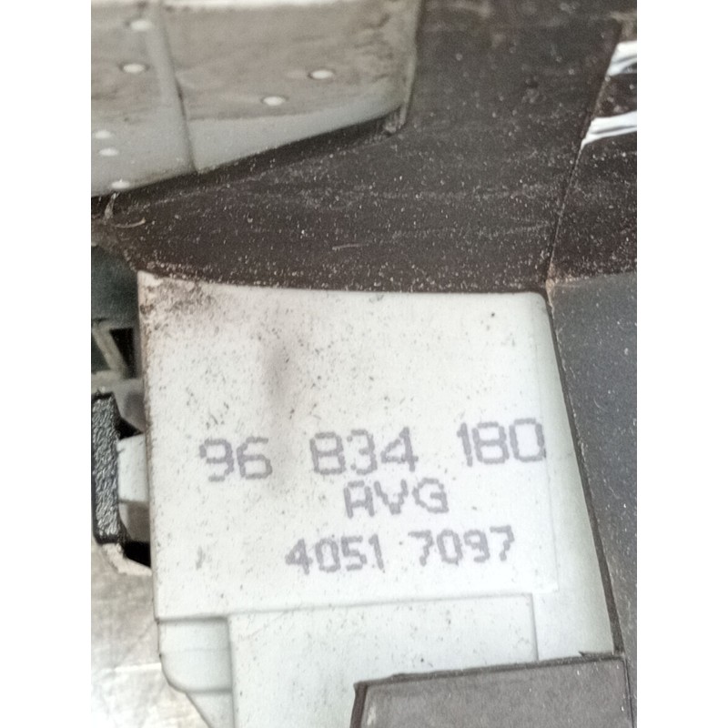Recambio de motor cierre centralizado delantero izquierdo para peugeot 407 (6d_) 2.2 hdi 170 (6d4hth) referencia OEM IAM 9683418