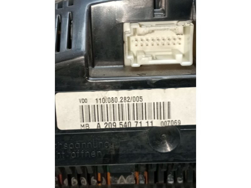 Recambio de cuadro instrumentos para mercedes-benz clk (c209) clk 270 cdi (209.316) referencia OEM IAM A2095407111 110080282 
