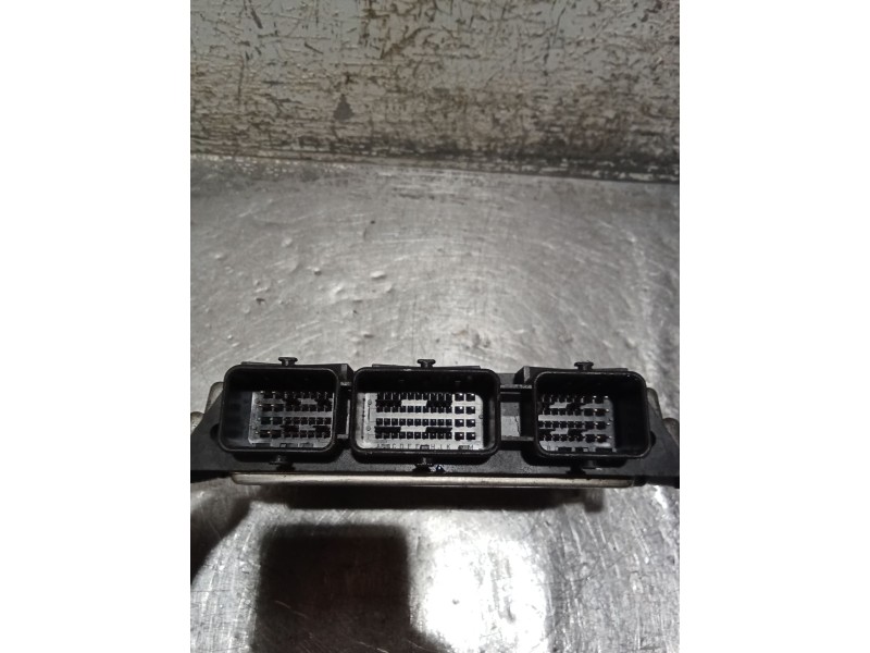 Recambio de centralita motor uce para renault scénic ii (jm0/1_) 1.9 dci (jm0g, jm12, jm1g, jm2c) referencia OEM IAM 0281011549 