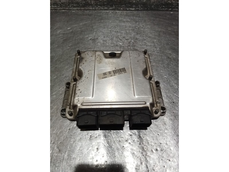 Recambio de centralita motor uce para peugeot 206 hatchback (2a/c) 2.0 hdi 90 referencia OEM IAM 0281011525 9651258880 