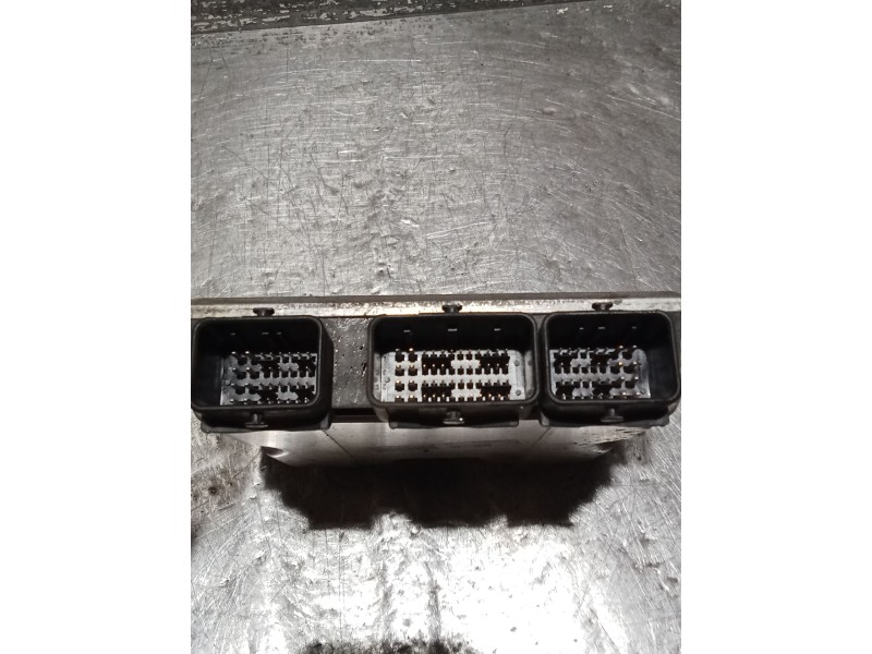 Recambio de centralita motor uce para peugeot 206 hatchback (2a/c) 2.0 hdi 90 referencia OEM IAM 0281011525 9651258880 