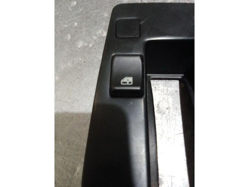 Recambio de mando elevalunas delantero izquierdo para volvo 460 (464) 1.8 referencia OEM IAM MANDO ELEVALUNAS IZQUIERDO Y DERECH