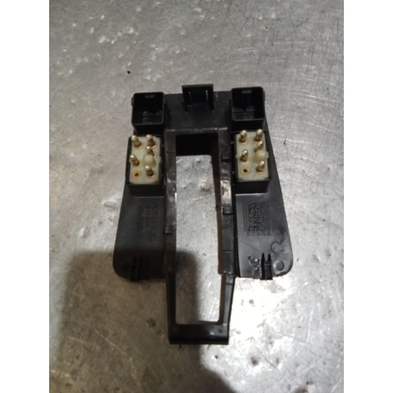 Recambio de mando elevalunas delantero izquierdo para volvo 460 (464) 1.8 referencia OEM IAM MANDO ELEVALUNAS IZQUIERDO Y DERECH