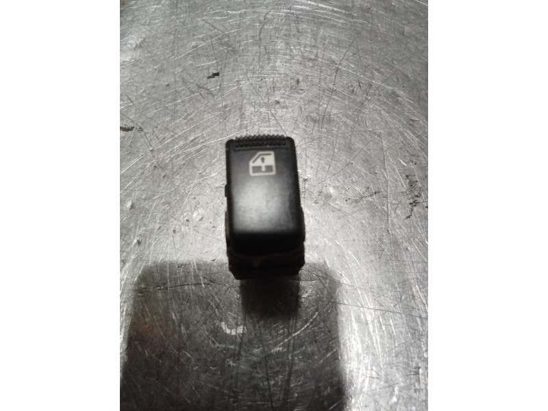 Recambio de mando elevalunas delantero derecho para kia sorento i (jc) 2.5 crdi referencia OEM IAM   