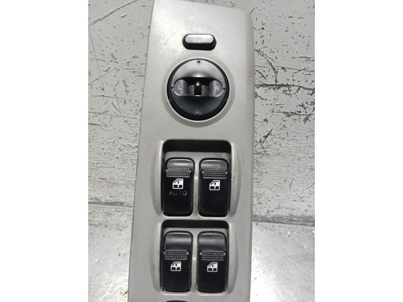 Recambio de mando elevalunas delantero izquierdo para kia sorento i (jc) 2.5 crdi referencia OEM IAM   