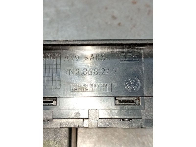 Recambio de mando elevalunas delantero izquierdo para volkswagen sharan (7n1, 7n2) 2.0 tdi referencia OEM IAM 7N0868247 5P 