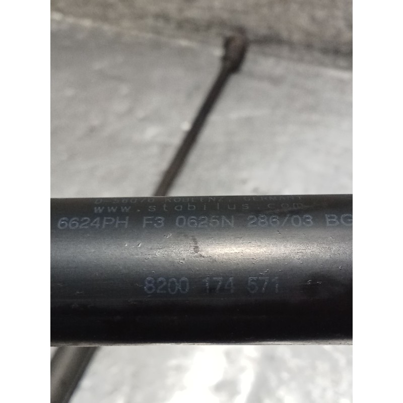 Recambio de amortiguadores maletero / porton para renault scénic ii (jm0/1_) 1.9 dci (jm0g, jm12, jm1g, jm2c) referencia OEM IAM