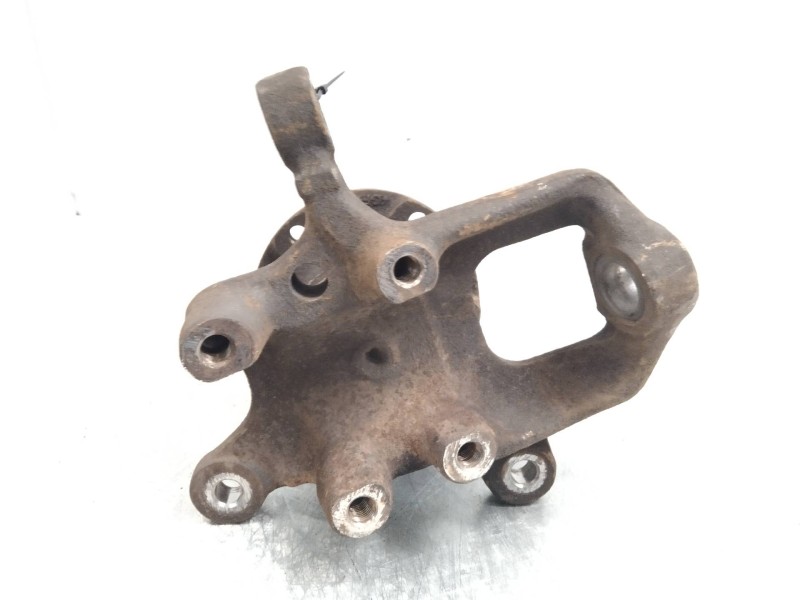 Recambio de mangueta delantera izquierda para mercedes sprinter 02.00  caja cerrada 208 cdi (901.6/902.661-662) referencia OEM I