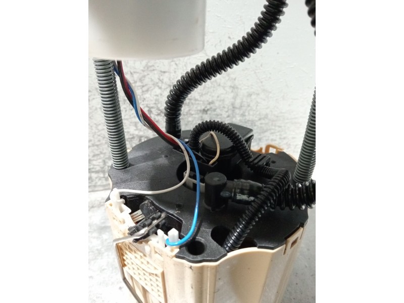 Recambio de bomba combustible para opel mokka / mokka x (j13) 1.4 (_76) referencia OEM IAM 13592384001 9529700000000X 13503108A