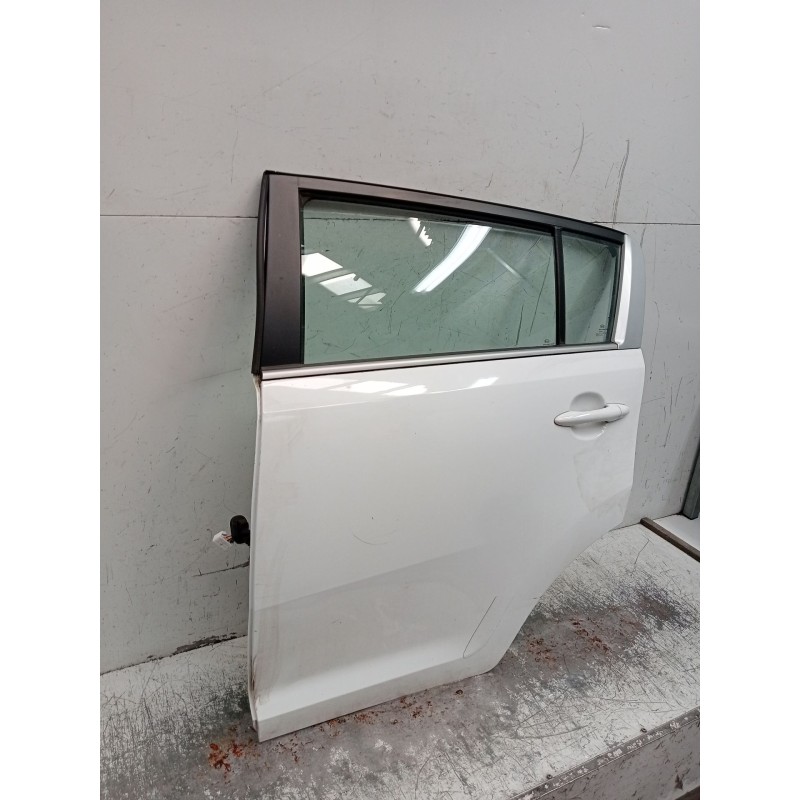 Recambio de puerta trasera izquierda para kia sportage iii (sl) 1.6 gdi referencia OEM IAM  5P 
